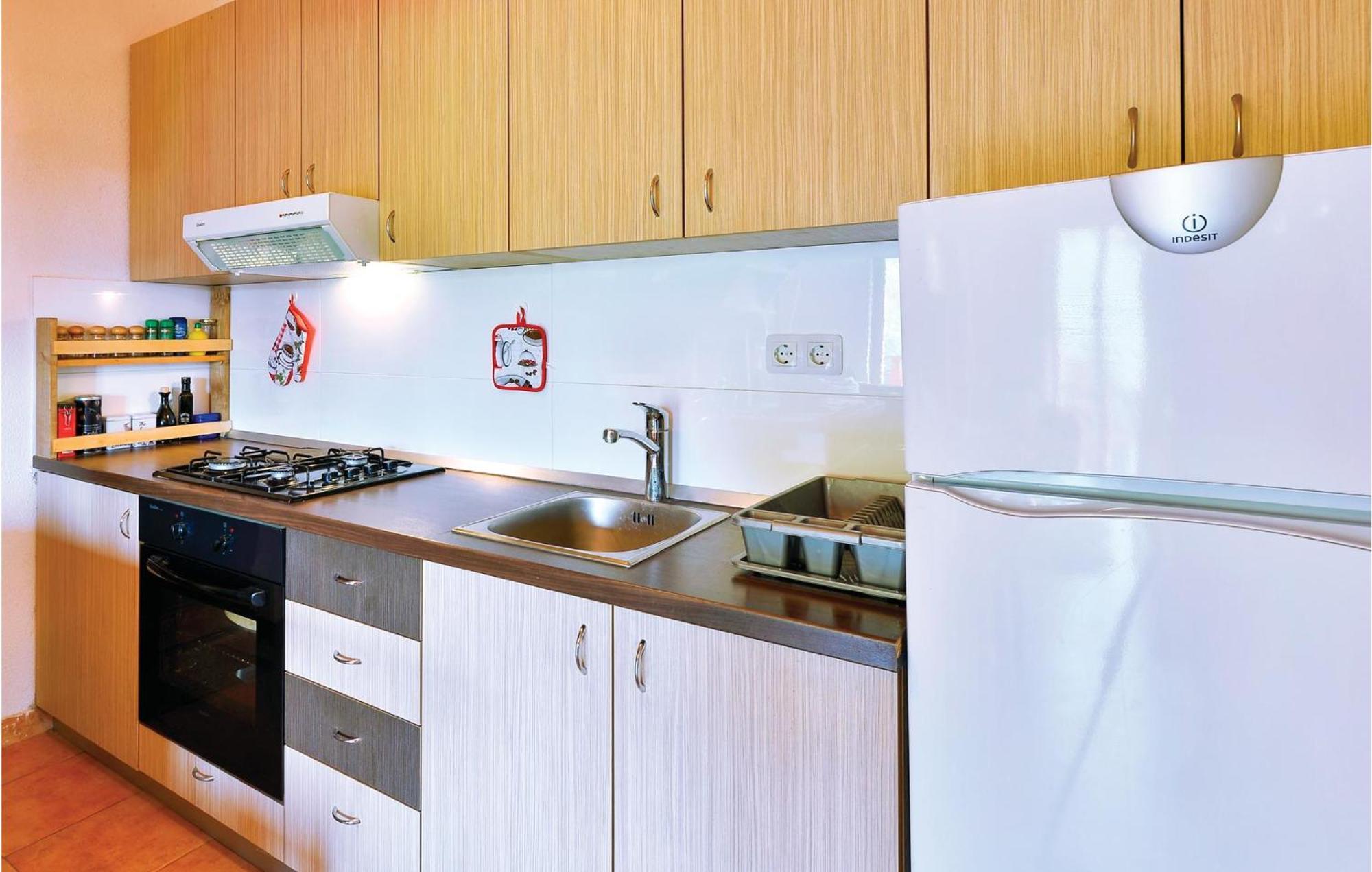 2 Bedroom Gorgeous Home In Trstenik Puscanski Dış mekan fotoğraf