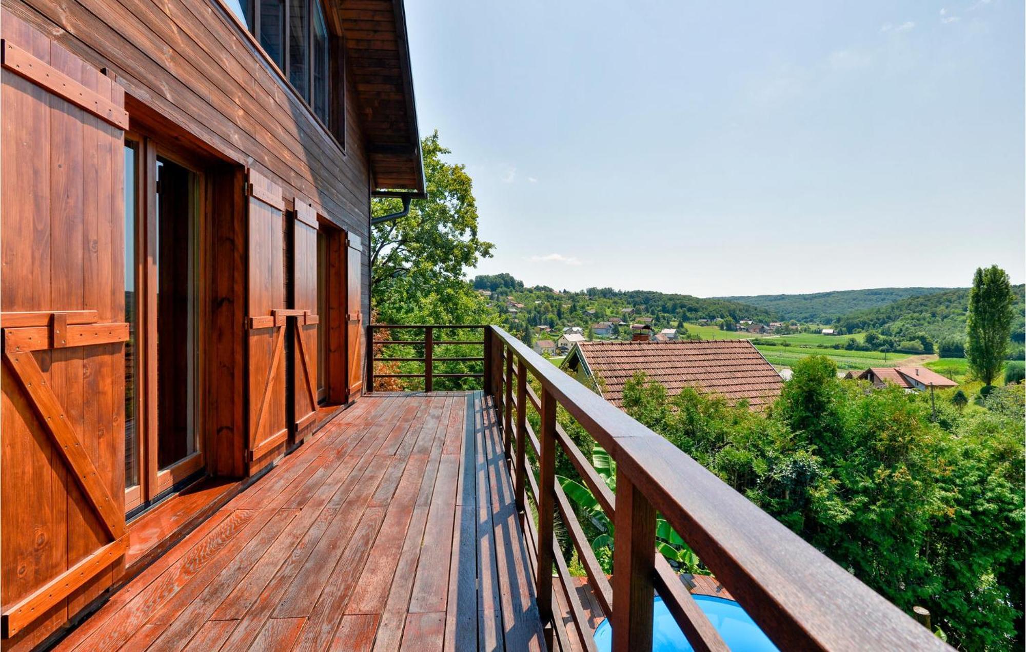 2 Bedroom Gorgeous Home In Trstenik Puscanski Dış mekan fotoğraf