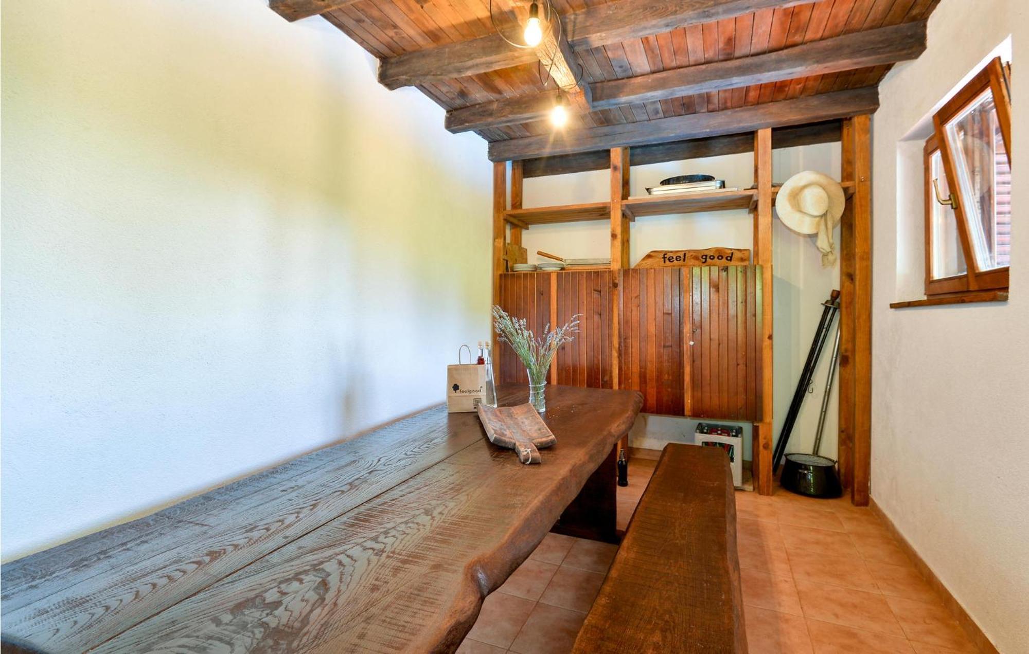 2 Bedroom Gorgeous Home In Trstenik Puscanski Dış mekan fotoğraf